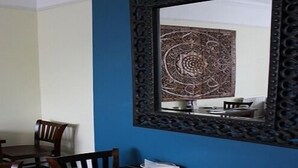 Restaurant - Elmfield Guest Accommodation (Great Yarmouth)