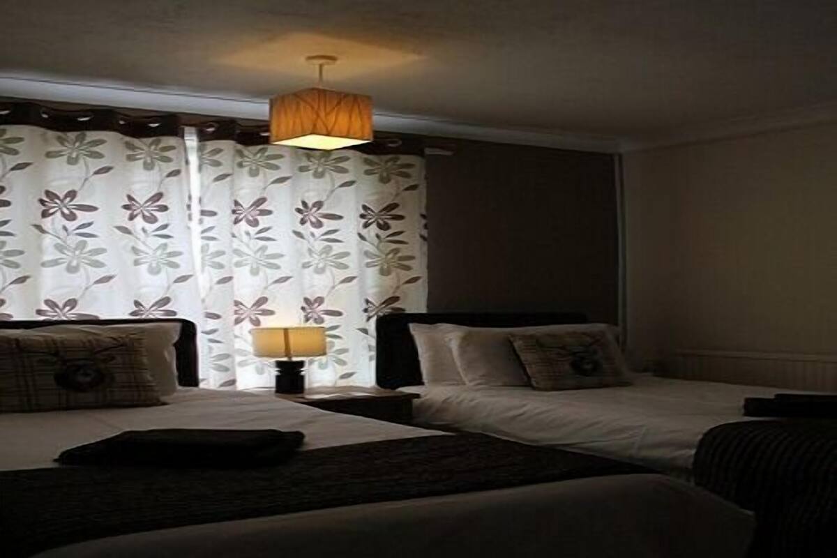Suite, salle de bains attenante (SLEEPS 3)