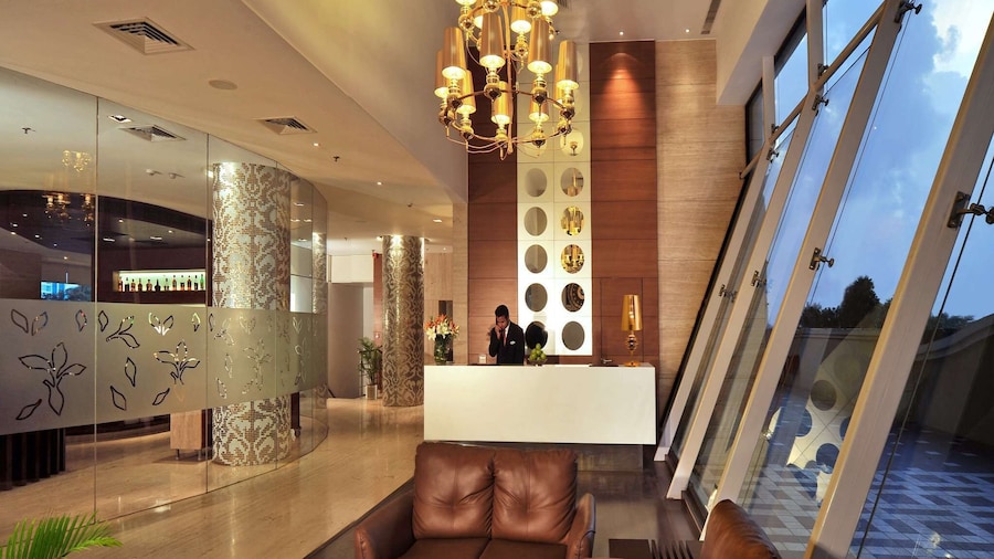 Majestic Court Sarovar Portico Navi Mumbai