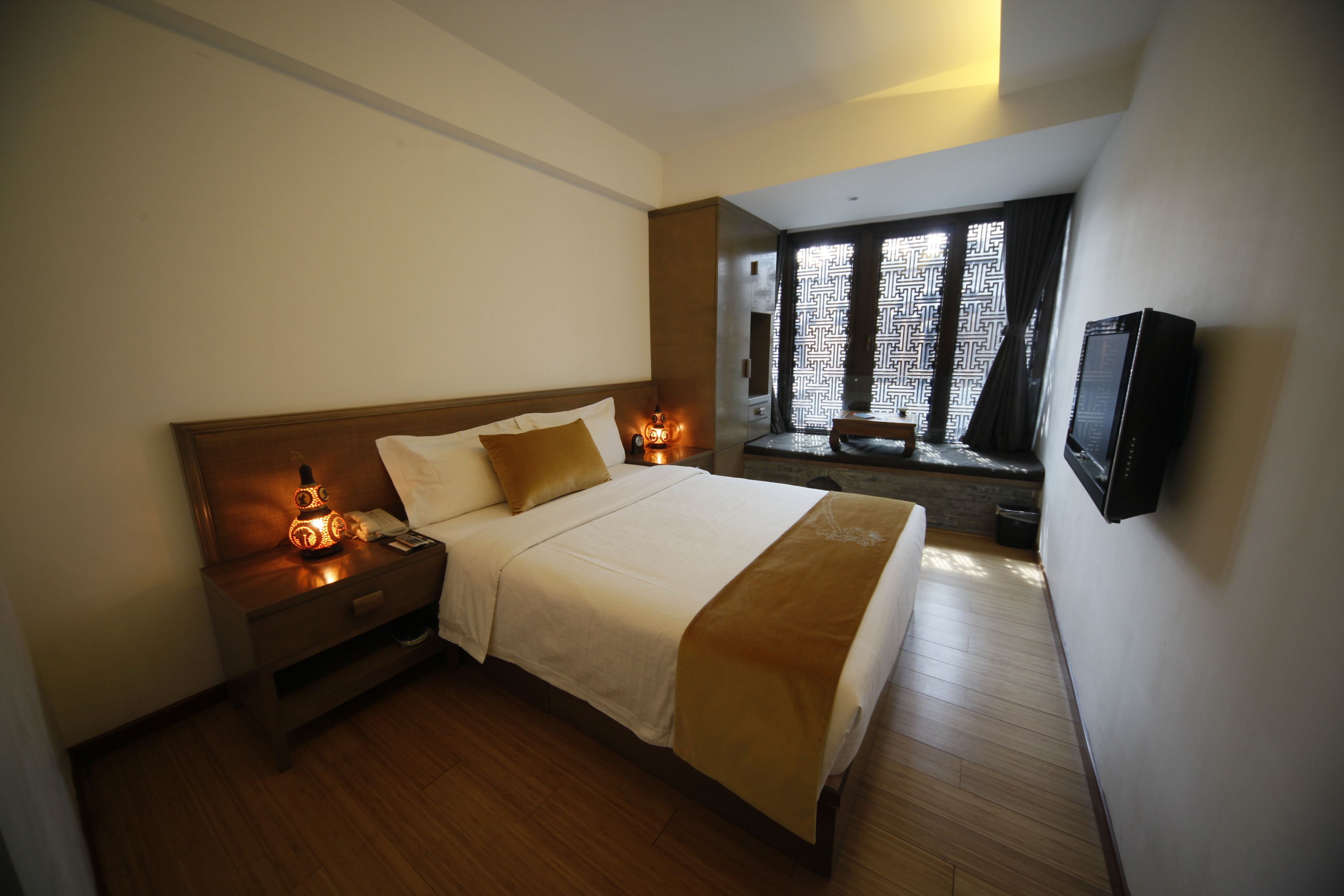 Habitación Deluxe | Ropa de cama de alta calidad y camas con efecto memoria 