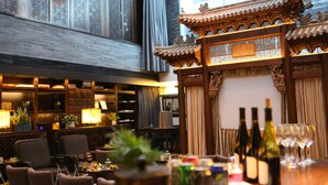 Daily buffet breakfast for a fee - Shichahai Shadow Art Performance Hotel (Beijing)