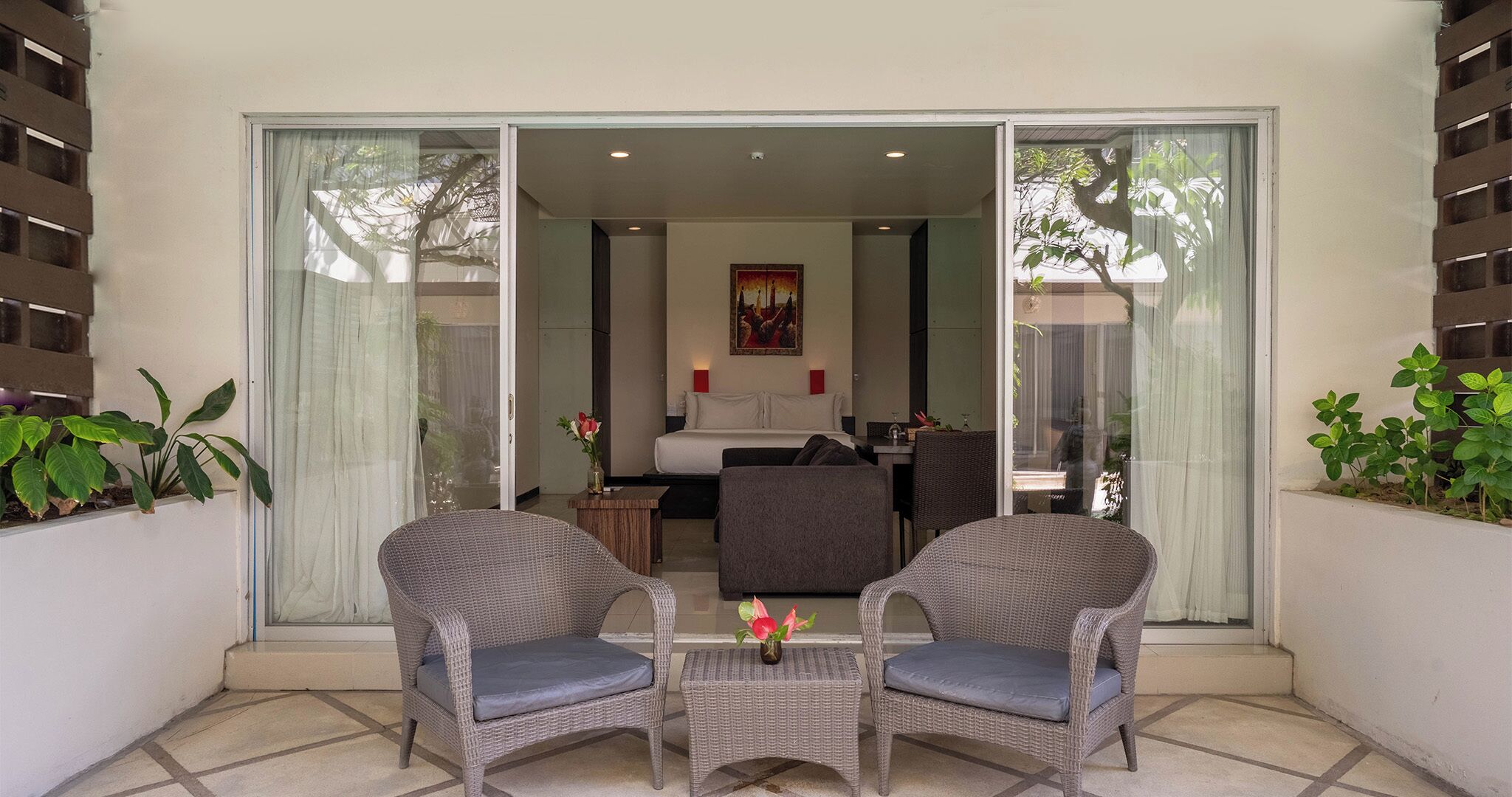 One Bedroom Suite with Pool Access | Terrace/patio