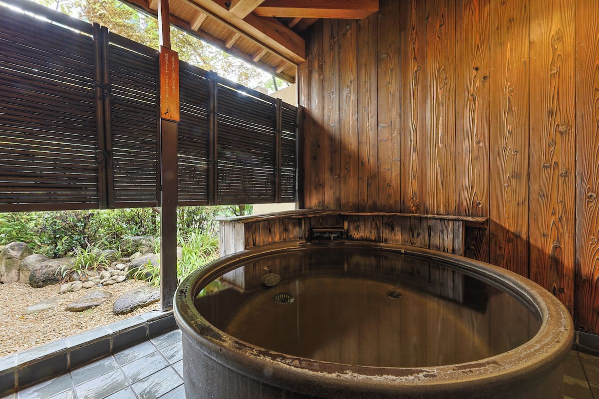 Minibar, fer et planche à repasser, Wi-Fi gratuit