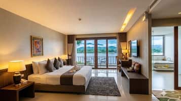 Executive Suite River View | Premium bedding, memory-foam beds, minibar, in-room safe