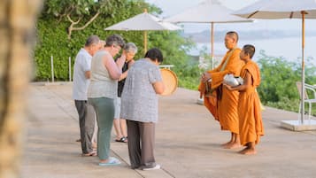 บริเวณภายนอก