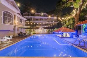 Piscina externa