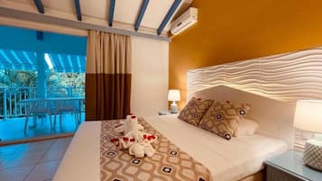 Premium bedding, desk, blackout curtains, soundproofing