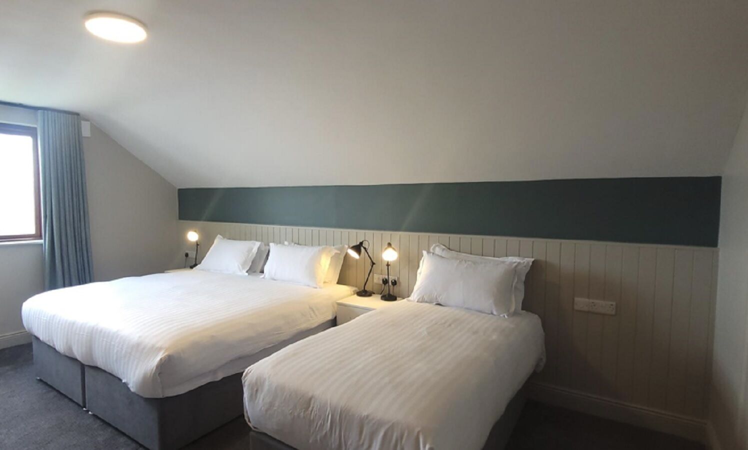 House | Iron/ironing board, free WiFi, bed sheets