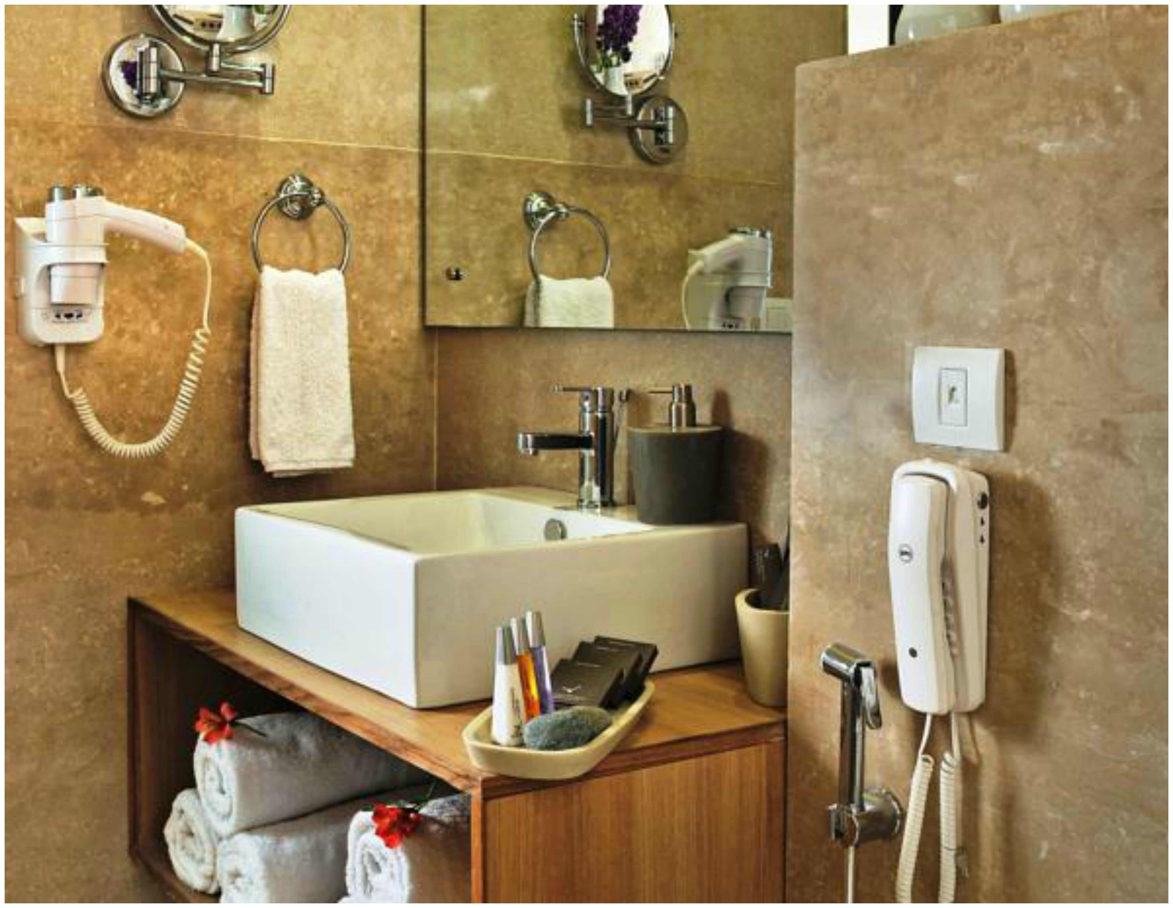 Photo - Udman Hotel Panchshila Park