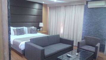 Premium bedding, minibar, in-room safe, individually furnished