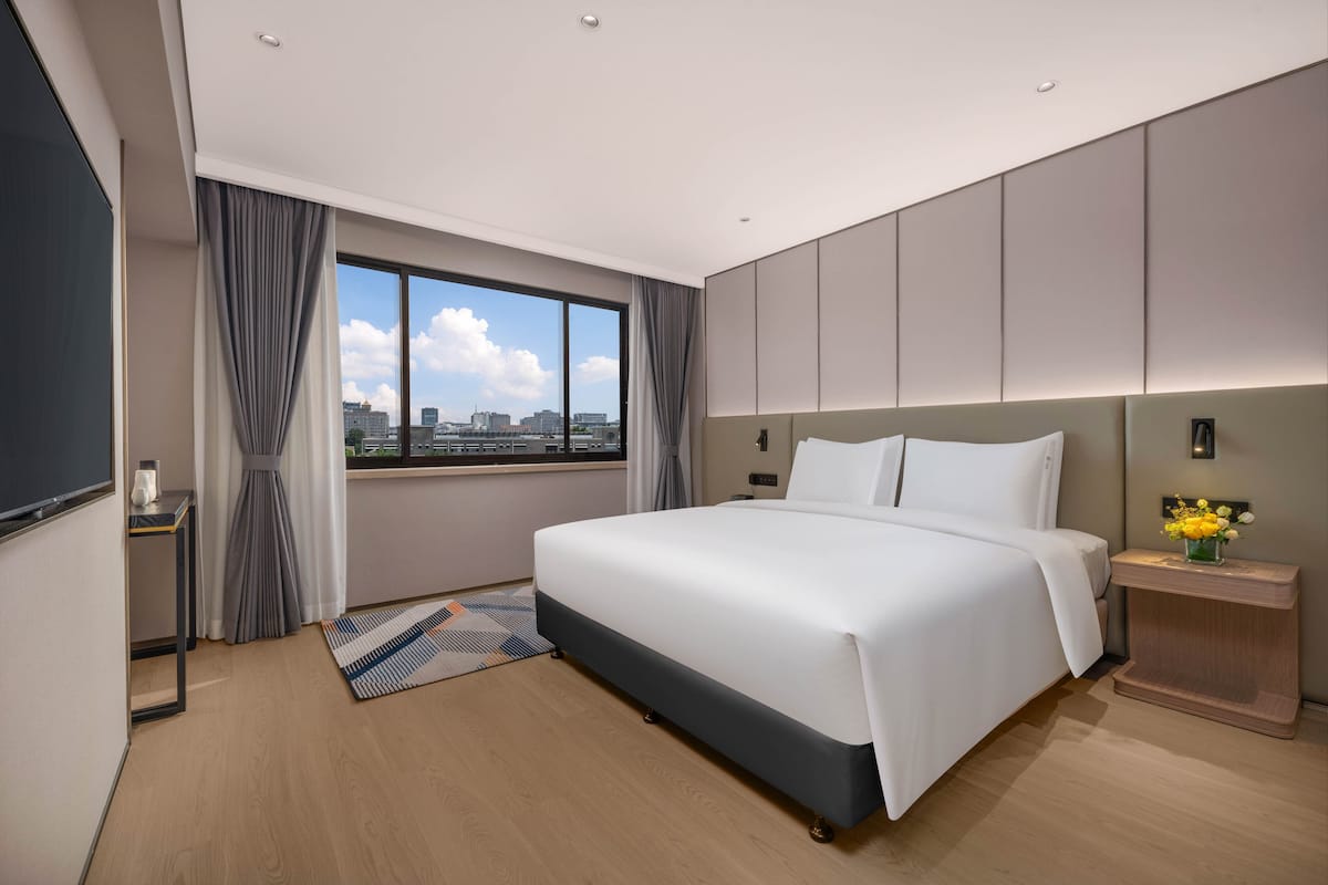 Ropa de cama de alta calidad, cubrecamas y escritorio