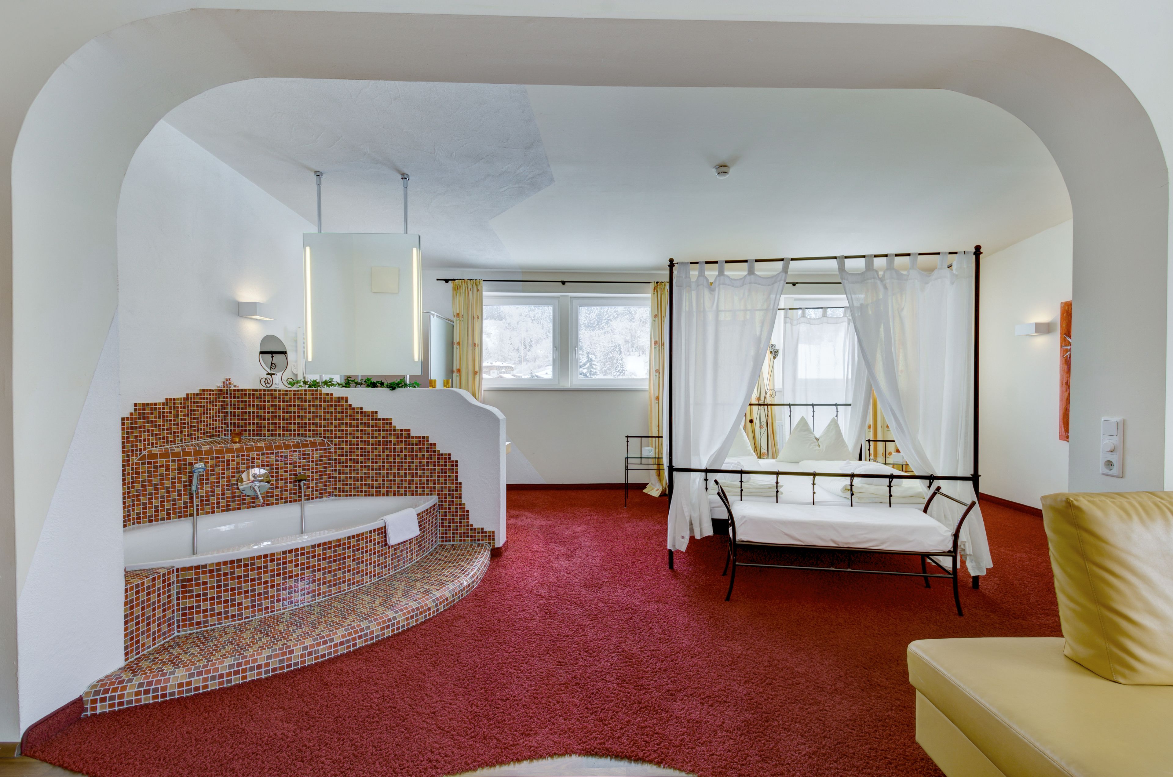 romantic suite, mountain view | minibar, in-room safe, desk, soundproofing