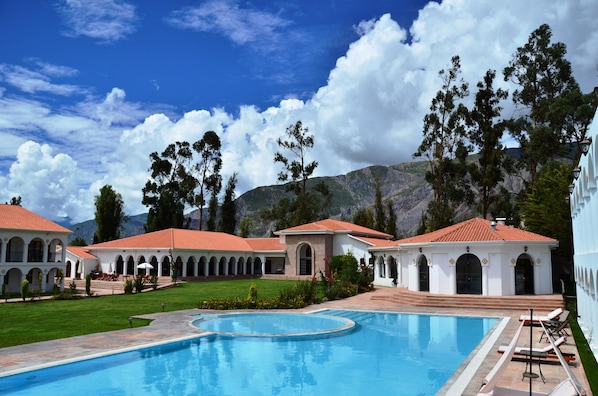 Udendørs pool