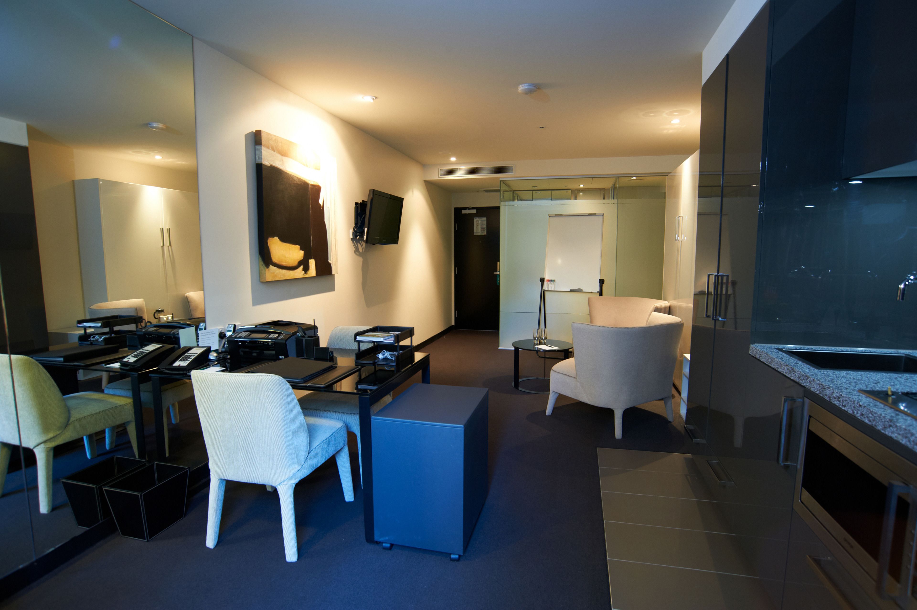 MainStay Suites Hawthorn — image 30
