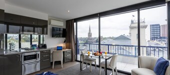 MainStay Suites Hawthorn