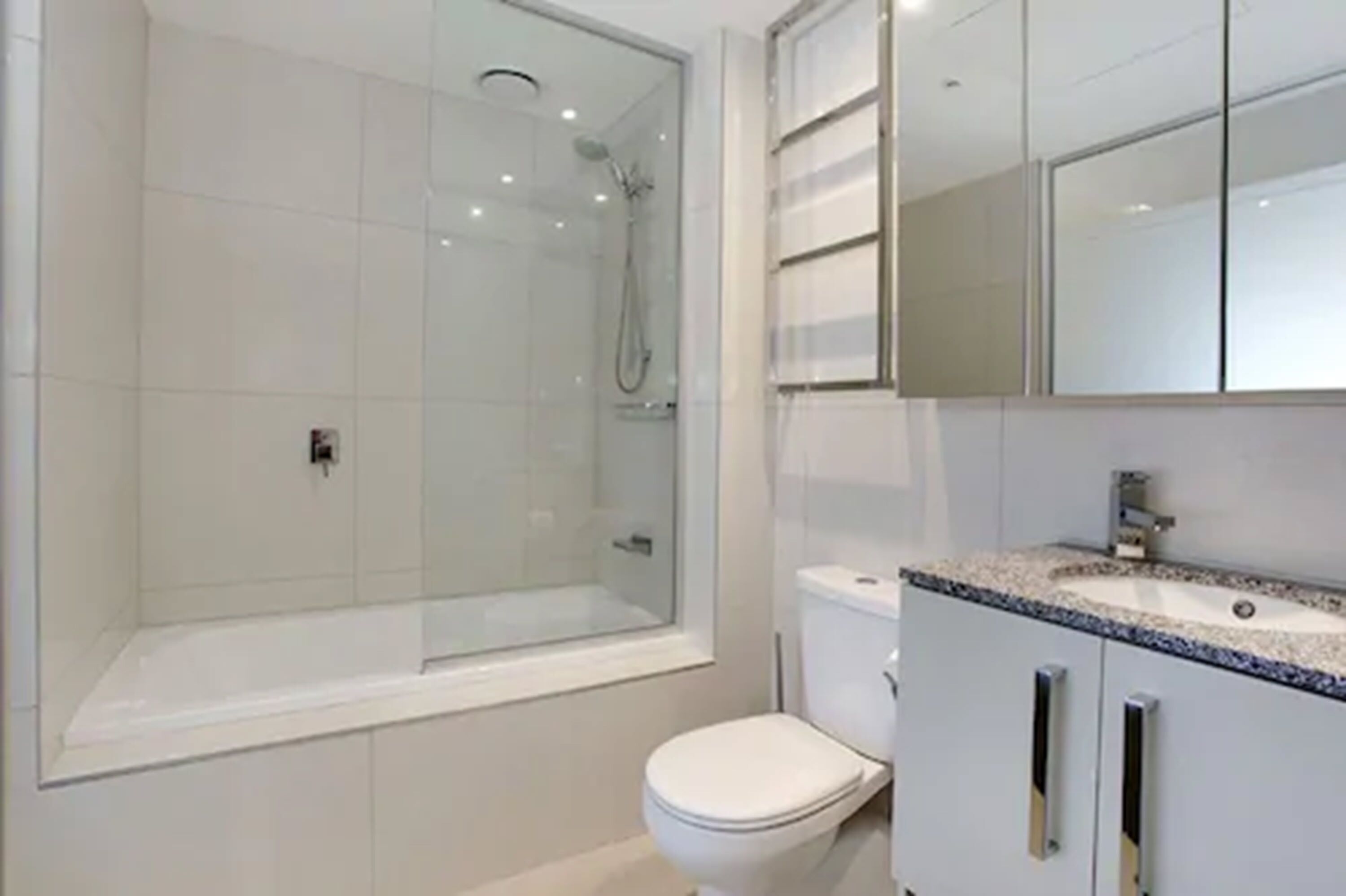 MainStay Suites Hawthorn — image 16