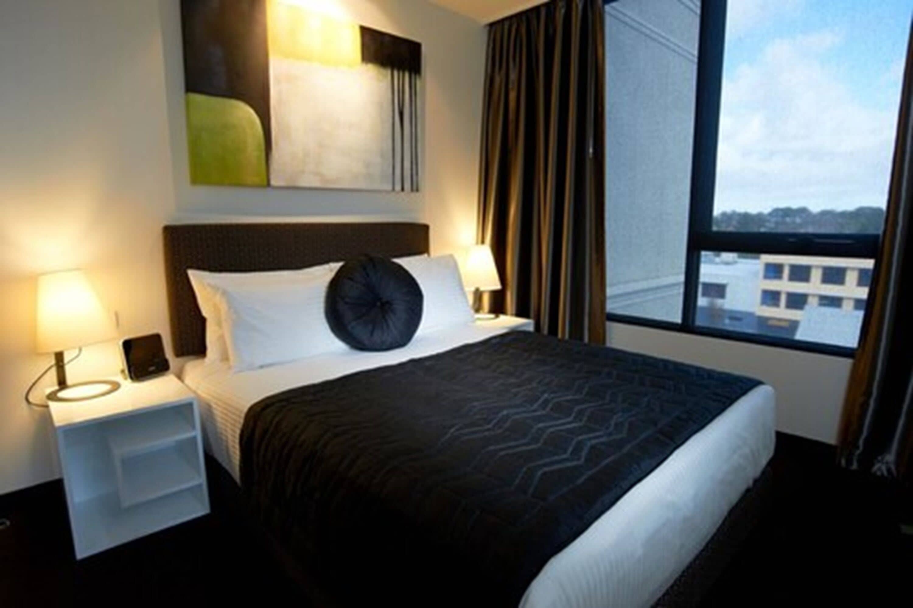 MainStay Suites Hawthorn — image 14