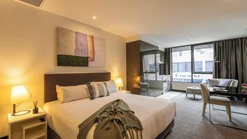 Room, Non Smoking (Efficiency, King and Queen bed) | Premium bedding, down comforters, pillowtop beds, in-room safe