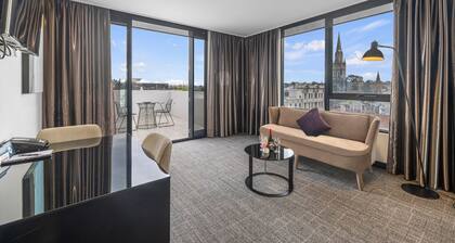 MainStay Suites Hawthorn