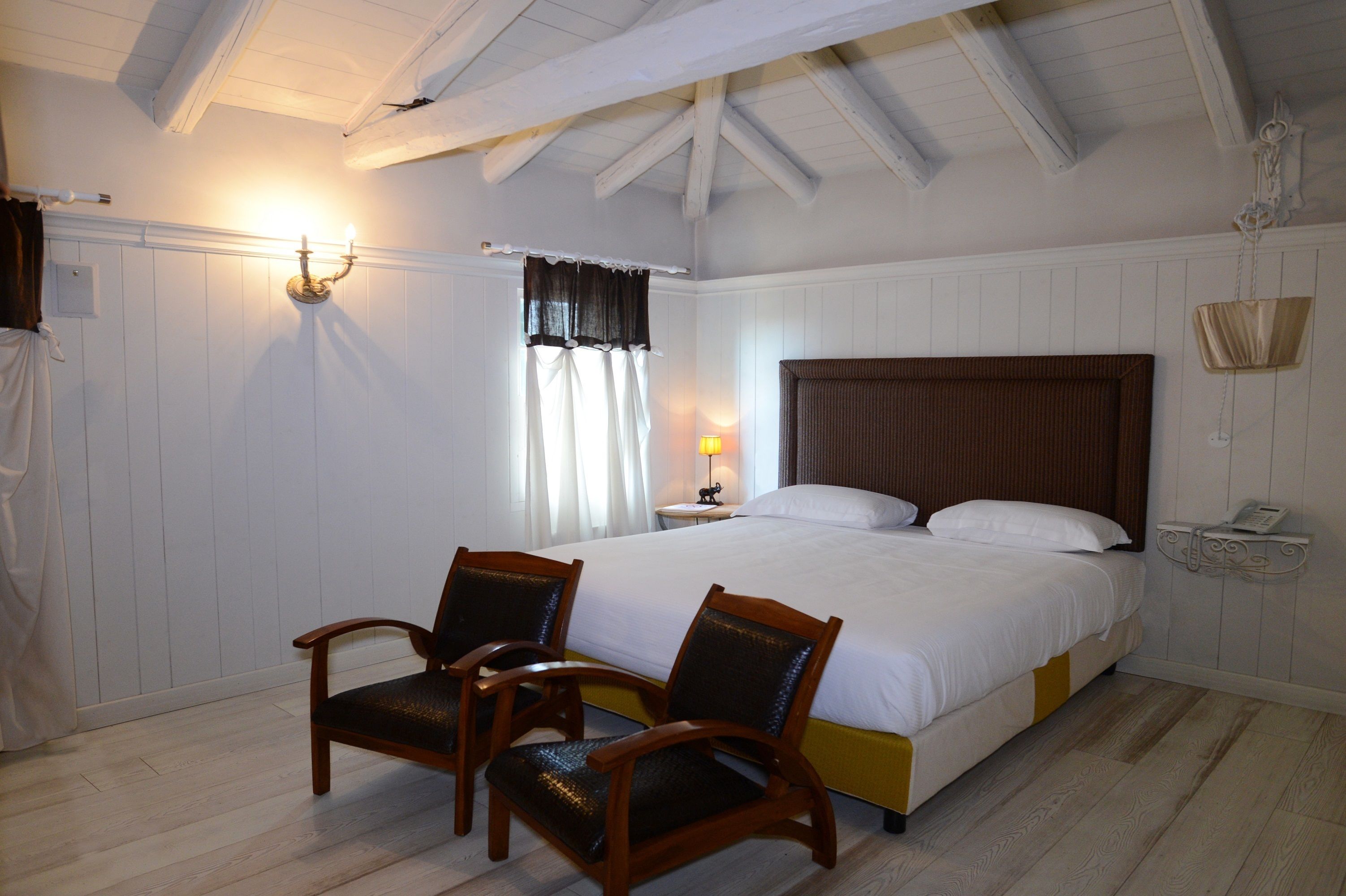 minibar, in-room safe, soundproofing, cots/infant beds