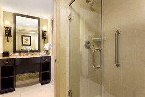 Combined shower/bathtub, free toiletries, hair dryer, towels - Homewood Suites by Hilton Lafayette, LA (Lafayette)