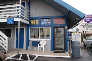 Exterior - Sea Breeze Inn (Ocean City)