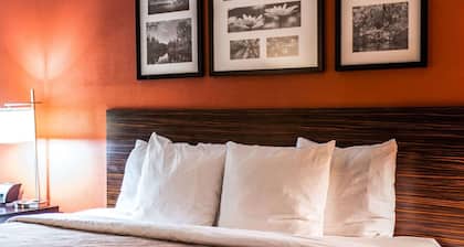 Sleep Inn & Suites Fort Campbell
