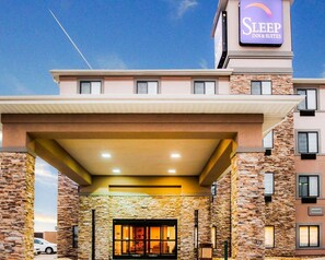 Exterior - Sleep Inn & Suites Fort Campbell (Oak Grove)