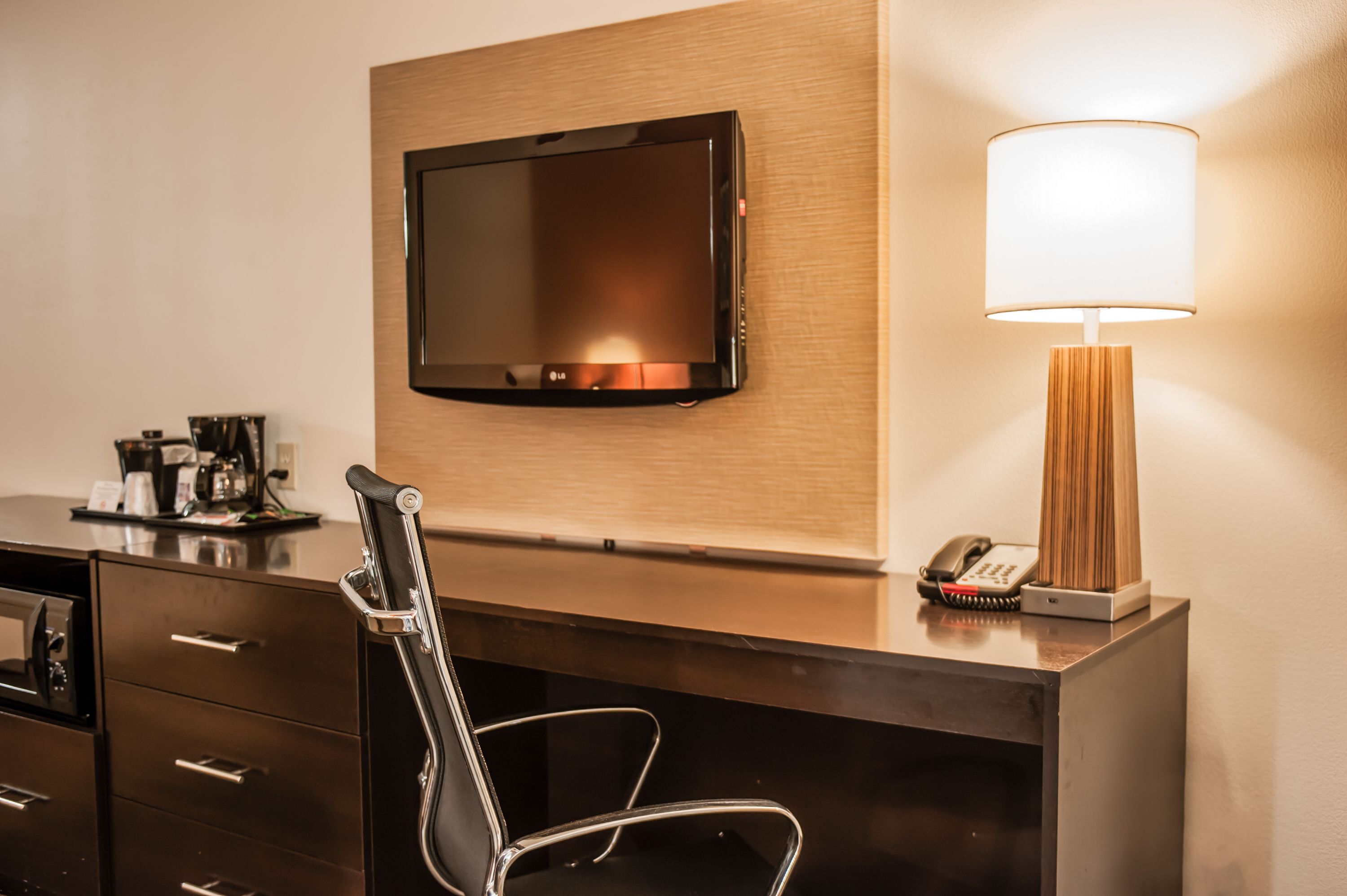 standard room, 2 queen beds, non smoking | in-room safe, desk, iron/ironing board, free cots/infant beds