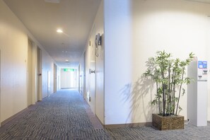 Hallway - Shin Osaka Sunny Stone Hotel (Osaka)
