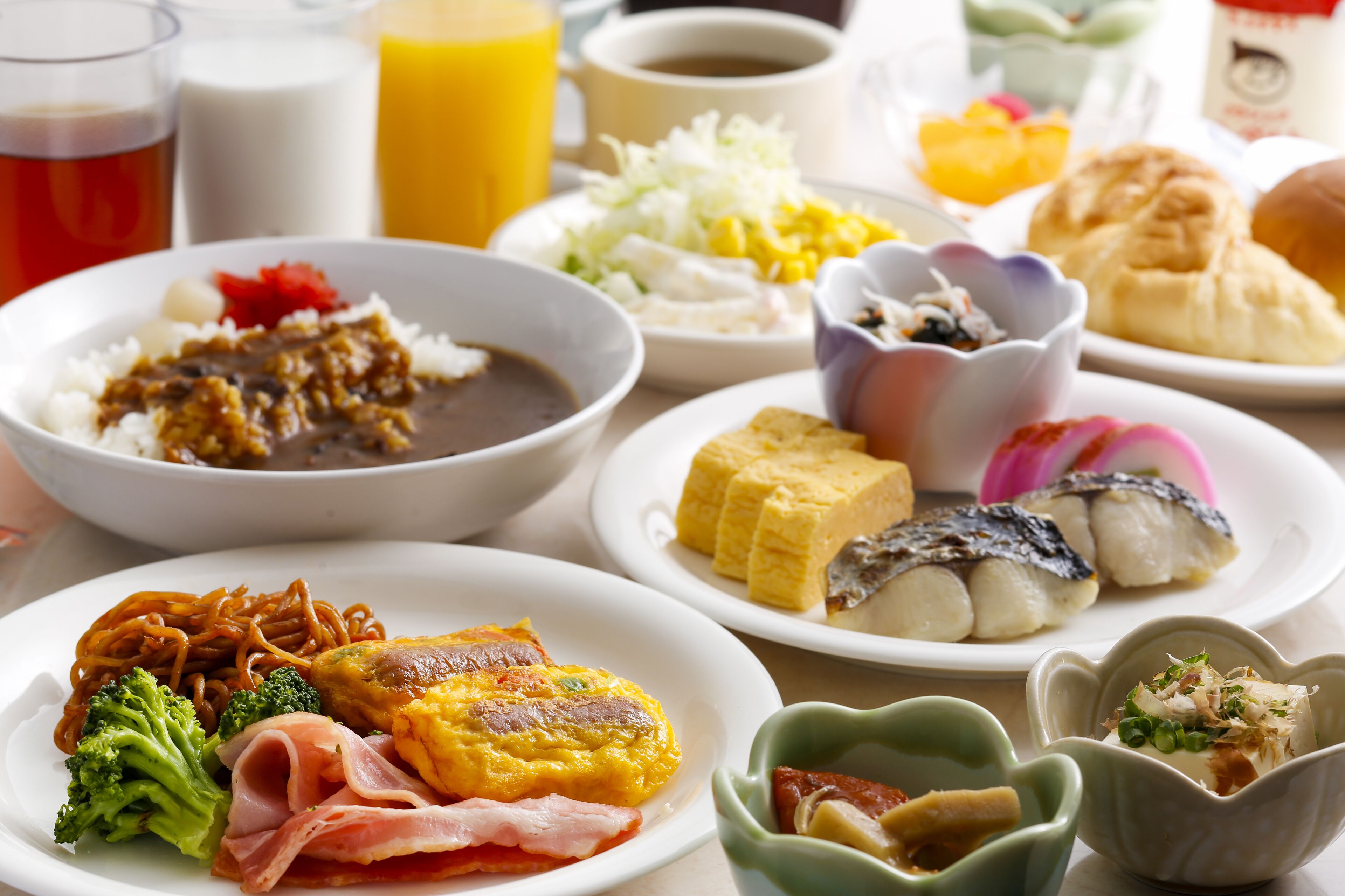 朝食