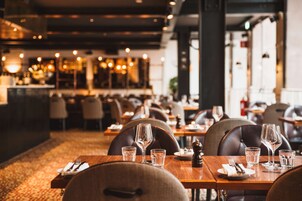 Der serveres morgenmad, frokost, aftensmad og skandinaviske retter 