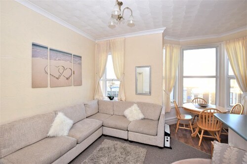 Bridle Lodge Apartments