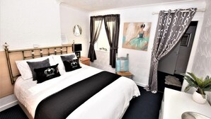 家庭公寓, 獨立浴室 (Large Bedroom Top Floor) | 1 間臥室