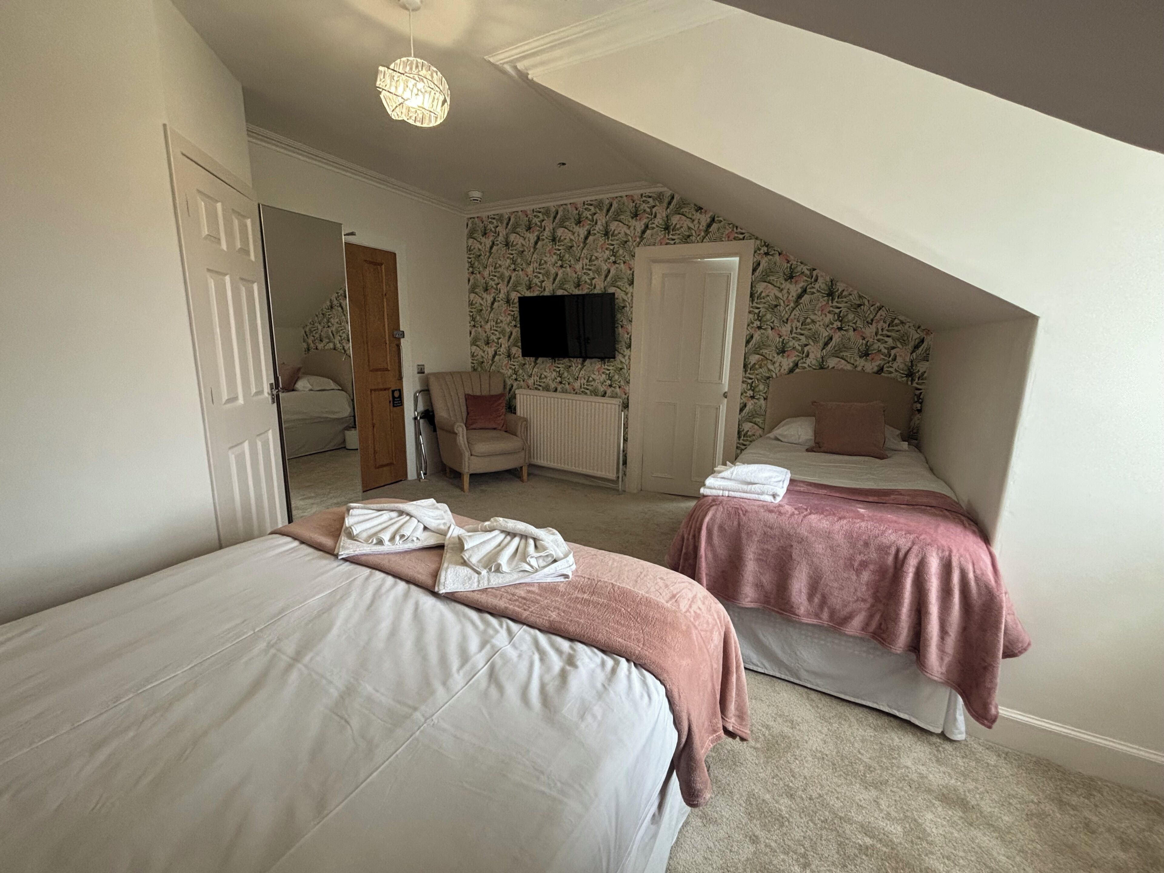 Free WiFi, bed sheets