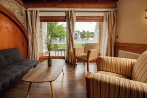 Superior Double Room | Seprai premium dan busa memori