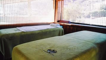 Sale per trattamenti di coppia, sauna, vasca idromassaggio