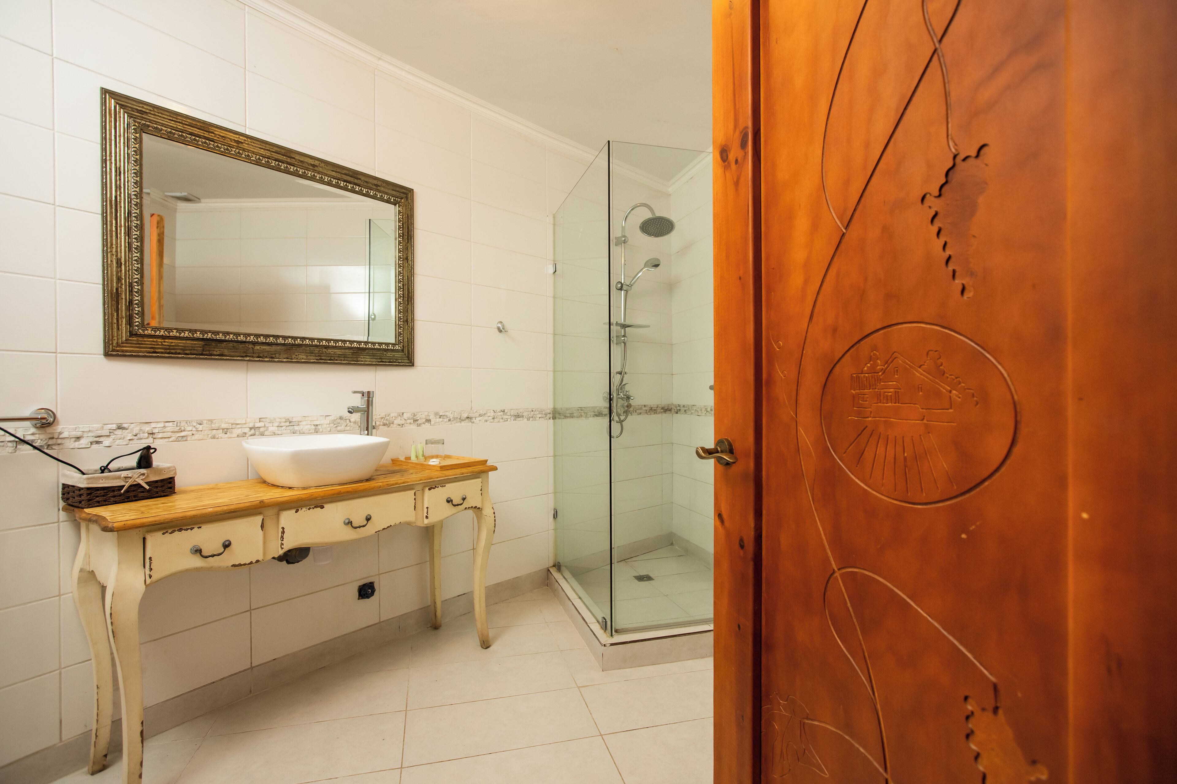 Quarto família | Banheiro | Chuveiro/banheira combinados, banheira de hidromassagem