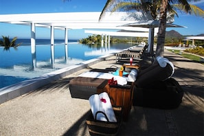 Sundeck