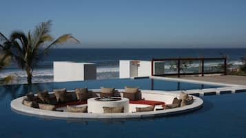 7 piscines extérieures