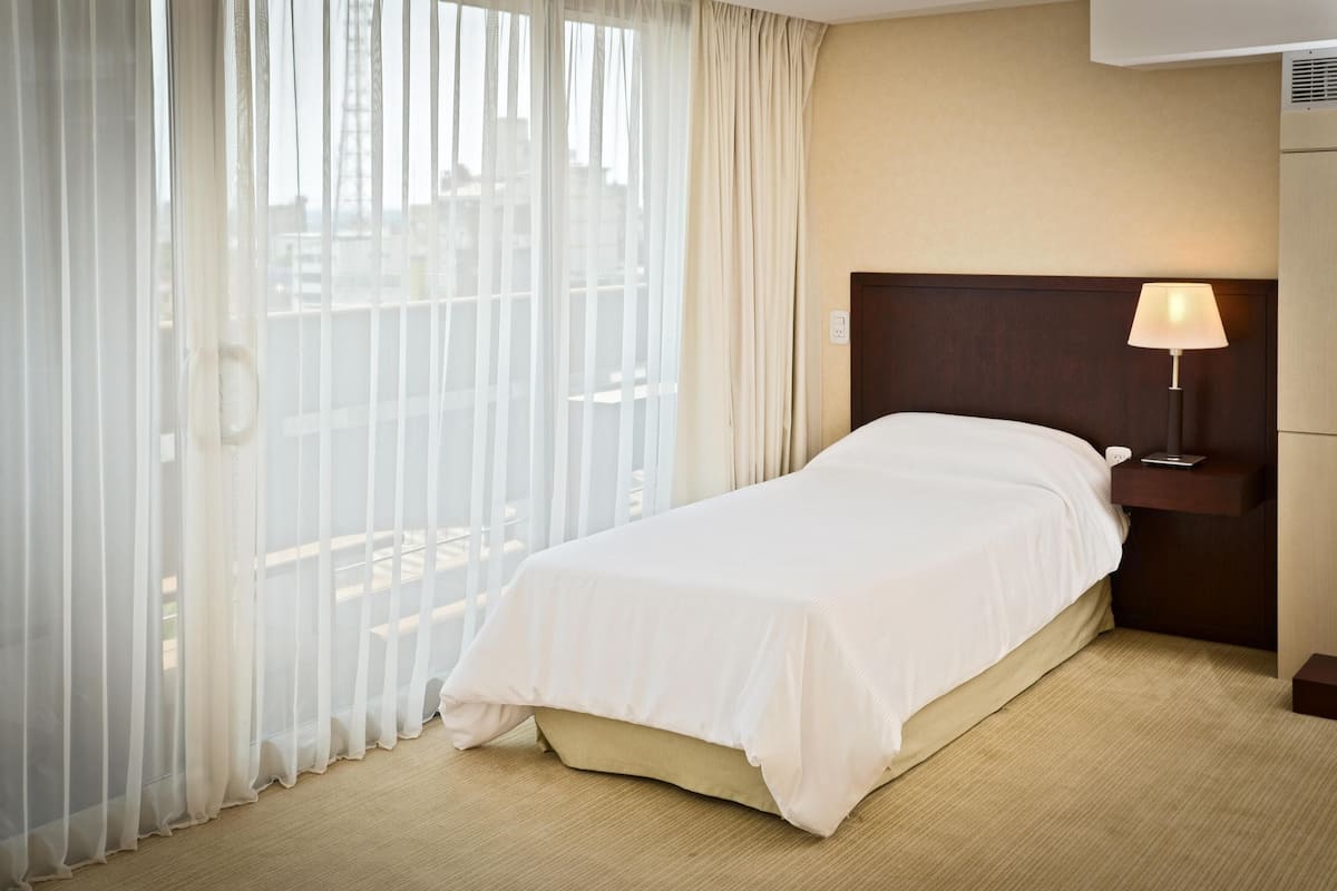 1 bedroom, premium bedding, down duvets, pillow-top beds