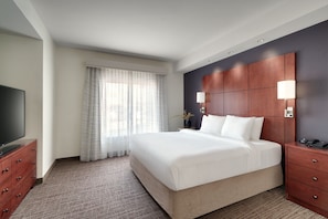 Desk, blackout drapes, iron/ironing board, free WiFi