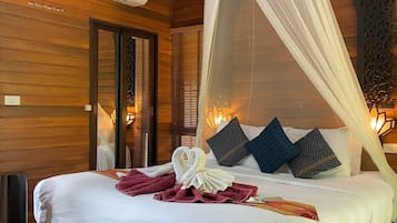 Superior kamer | 1 slaapkamer, een kluis op de kamer, verduisterende gordijnen