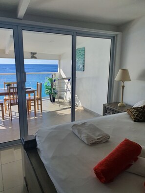 Deluxe Ocean View Studio