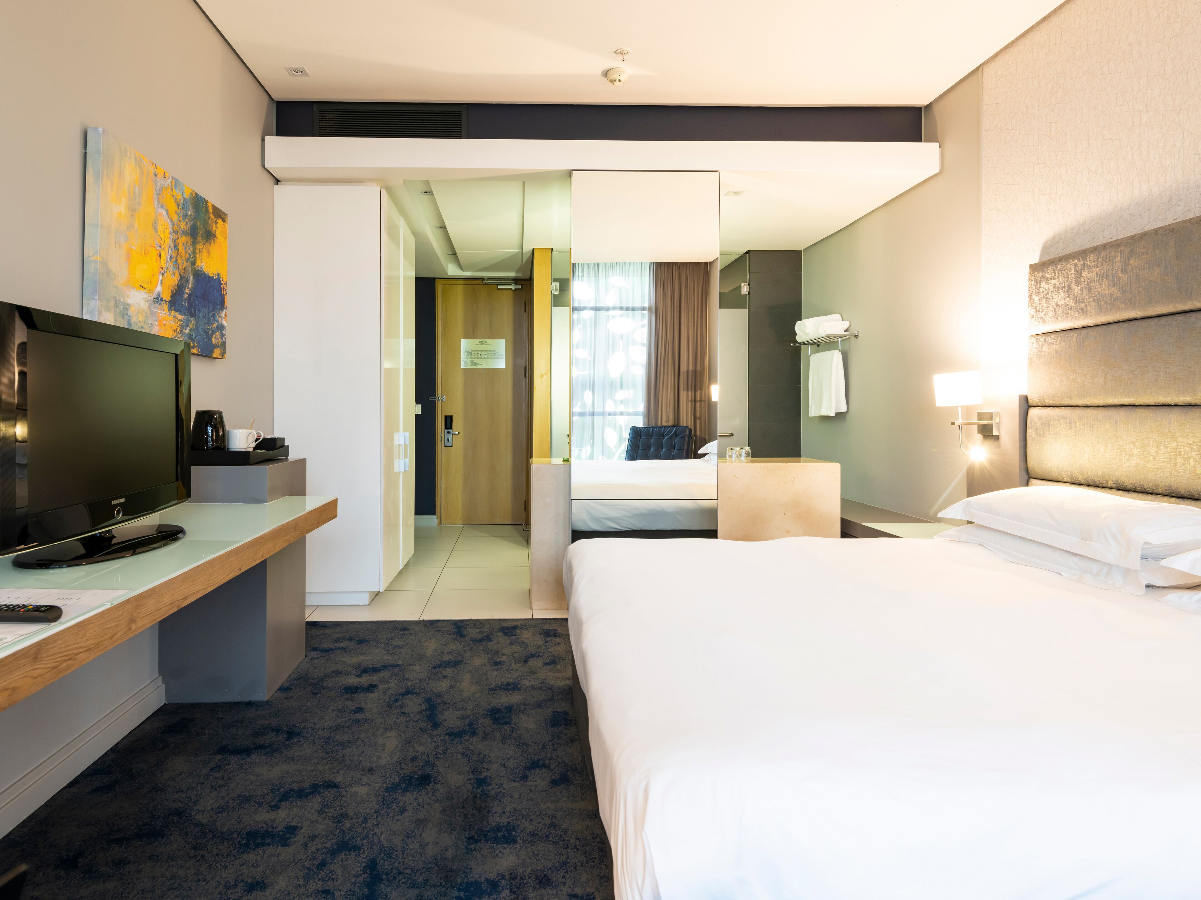 standard double room | in-room safe, desk, blackout curtains, iron/ironing board