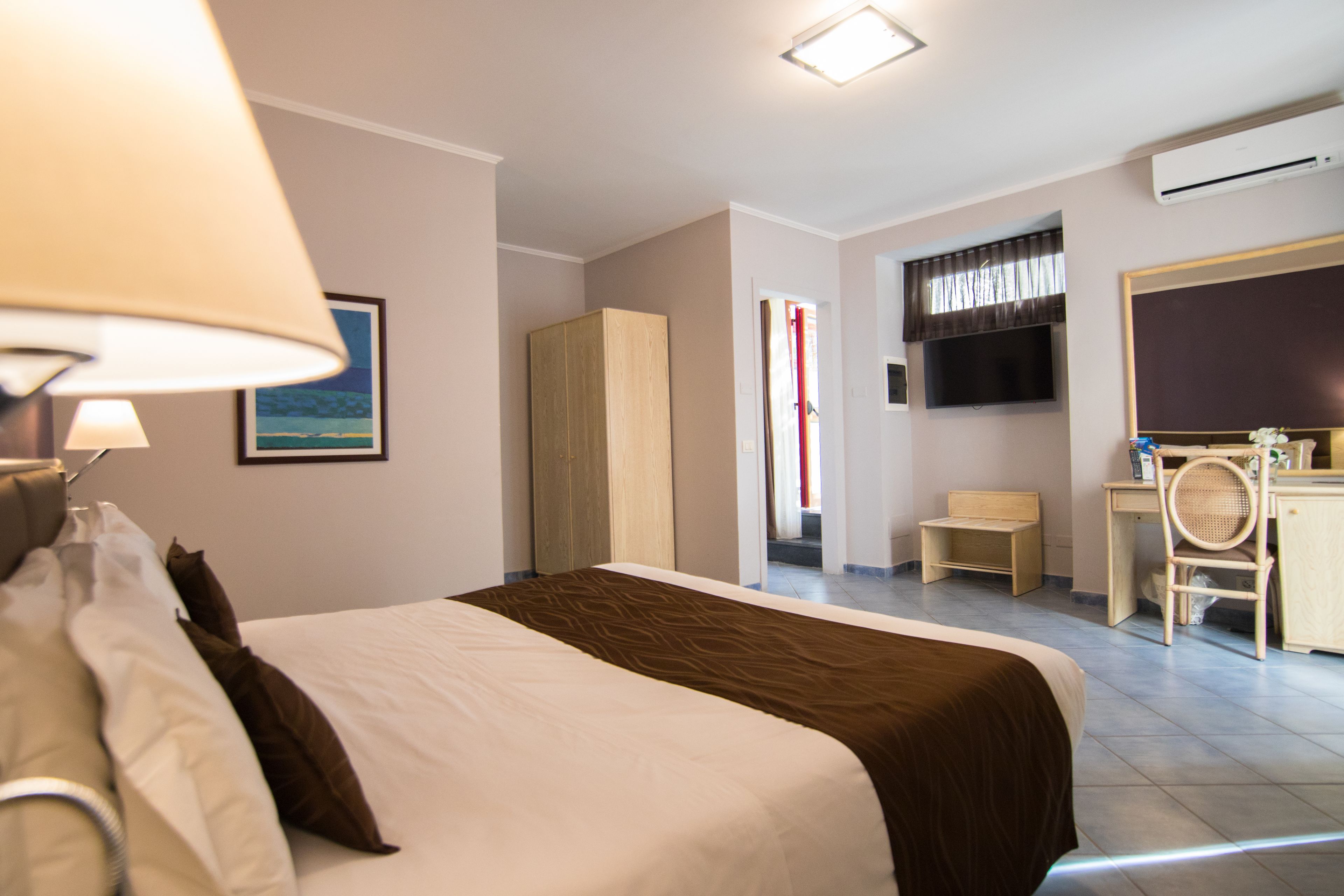 double or twin room | 1 bedroom, premium bedding, minibar, in-room safe