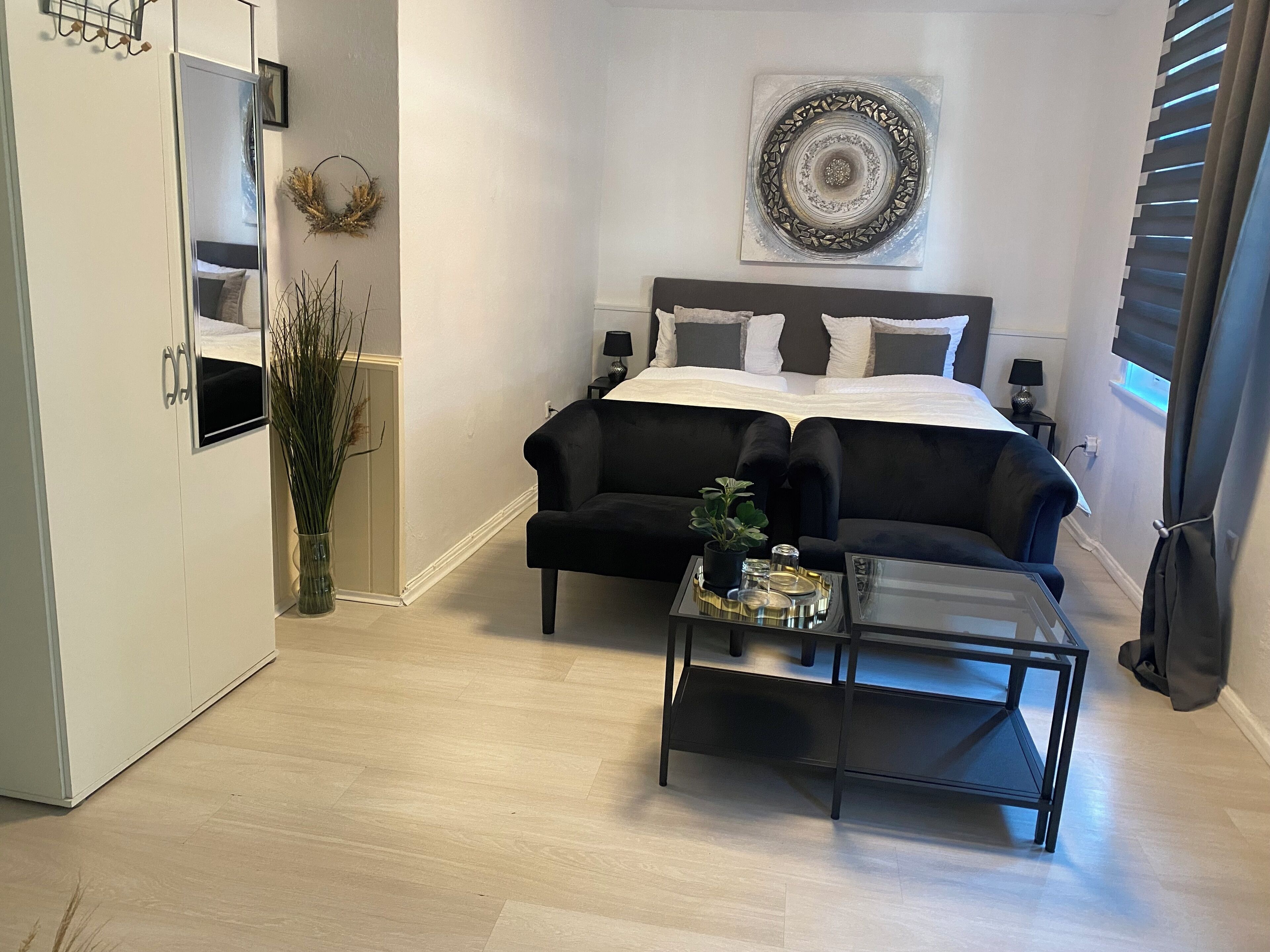 Double Room | Desk, free WiFi, bed sheets