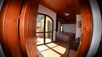 Superior Double Room, Sea View | Minibar, in-room safe, desk, free WiFi
