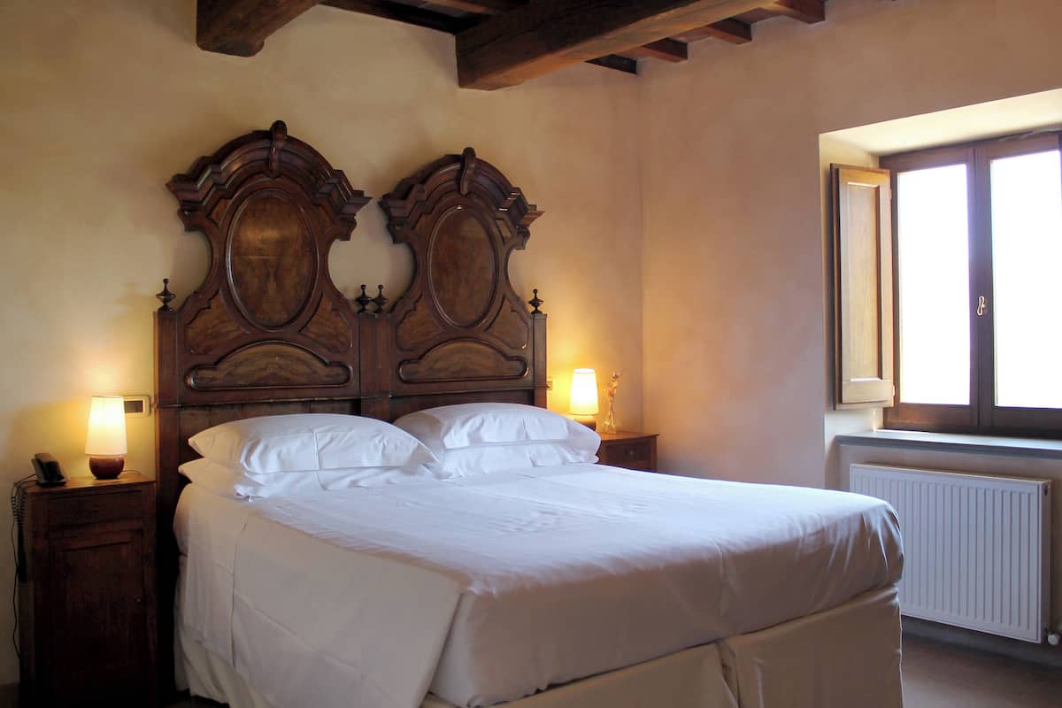 Classic Double Room