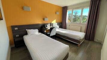 Desk, free WiFi, bed sheets, wheelchair access